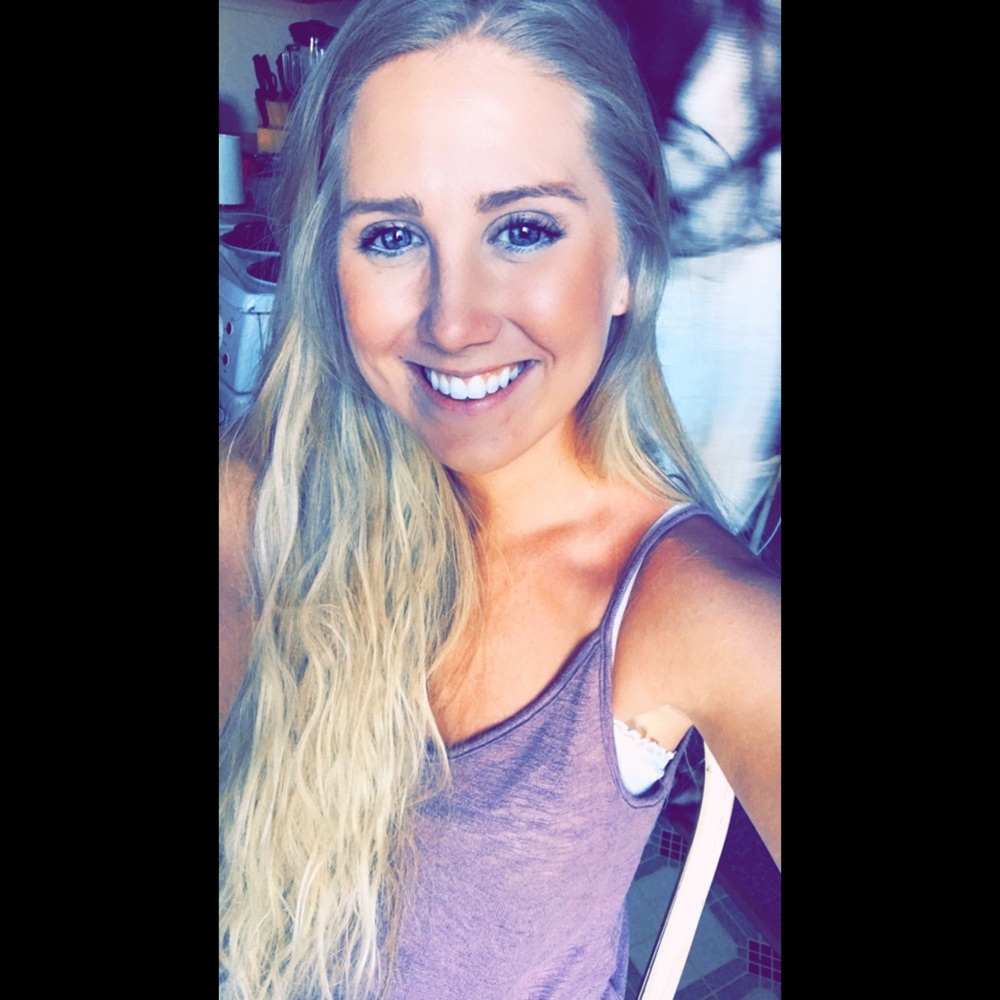 Meet your Posher, Courtney